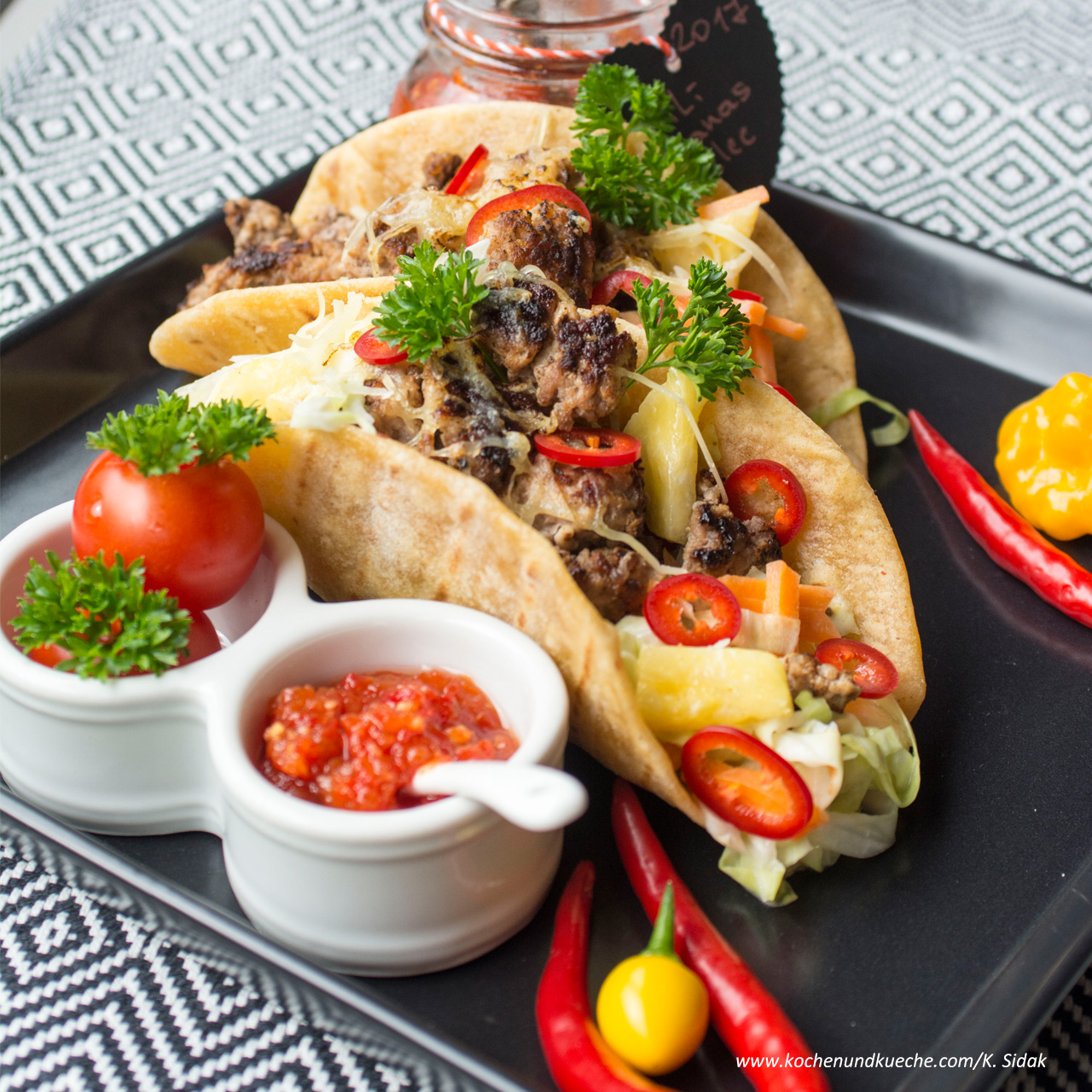 Tacos mit Chili-Rohkost und Rindfleisch