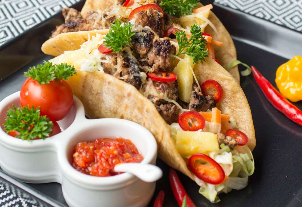 Tacos mit Chili-Rohkost und faschiertem Rindfleisch