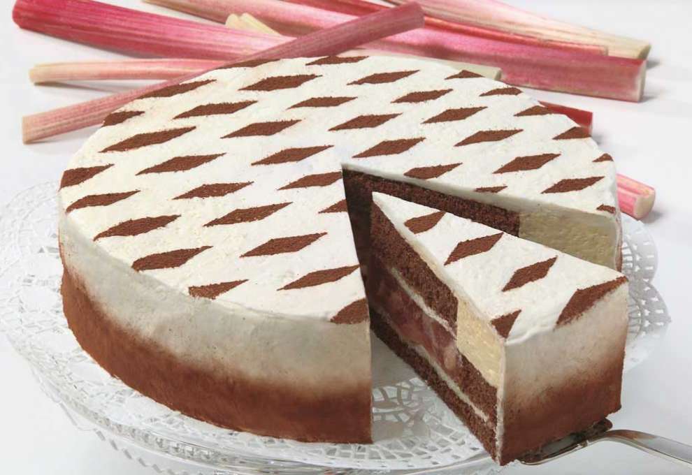 Rhabarber-Amaretto-Torte