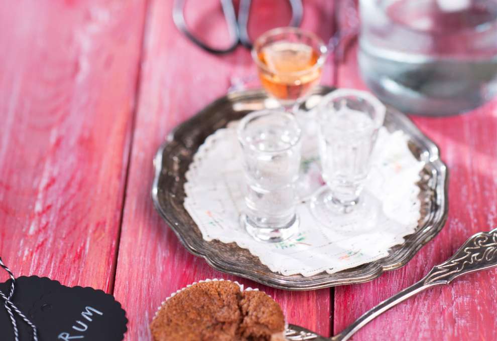 Süßspeisen mit Alkohol - "Beschwipste" Kuchen, Torten & Desserts